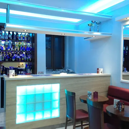 Отель Grand Harbour