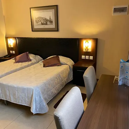 Отель Grand Harbour Валетта