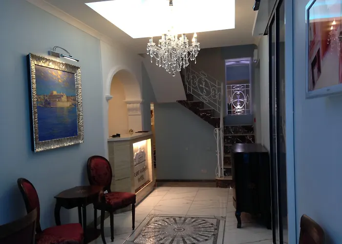 Hotel Grand Harbour 2*