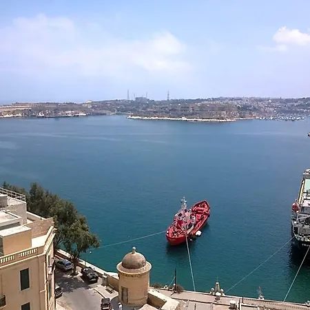 מלון Grand Harbour ואלטה