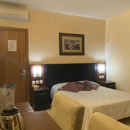 格兰德海港酒店
