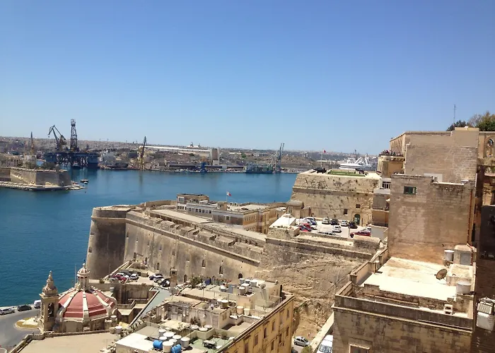 فندق Grand Harbour فاليتا